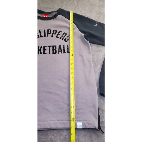 Nike Los Angeles Clippers Sz S Grey Black Crewneck Sweater Mens NBA C22-14 - Picture 2 of 11